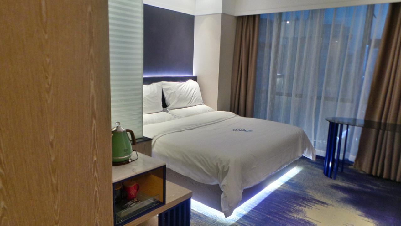 Lifu Hotel Wankel Jiang Tai Road Metro Station Branch Guangzhou Dış mekan fotoğraf